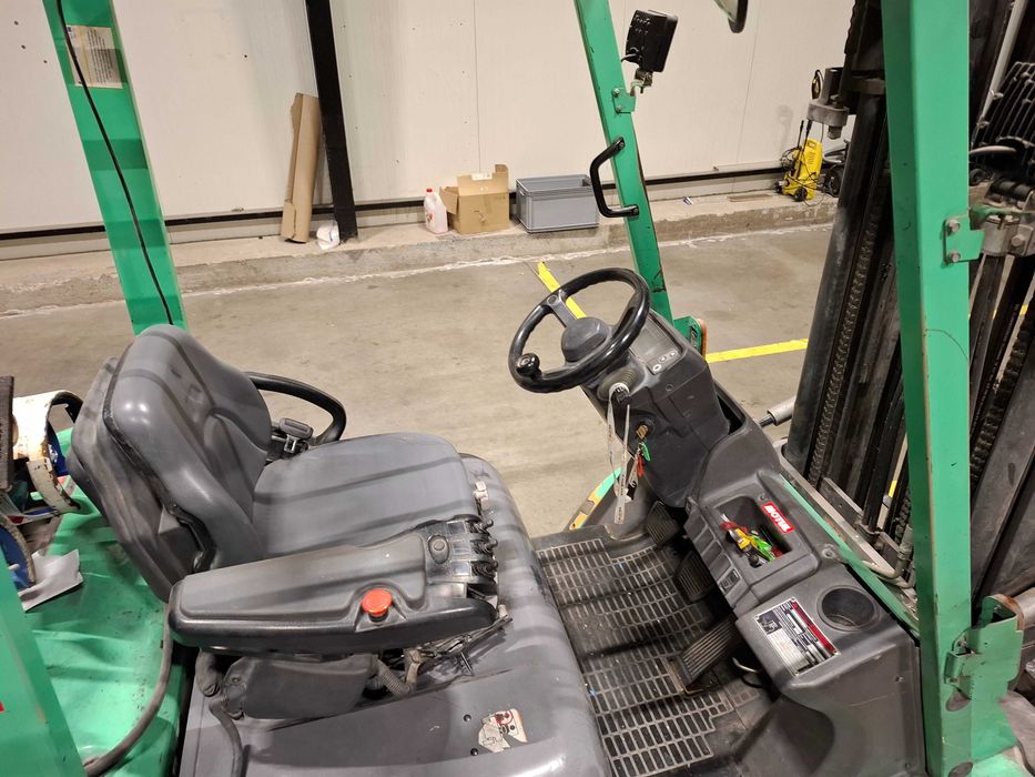 Wózek widłowy Mitsubishi FG25N LPG 3.7m 2500kg