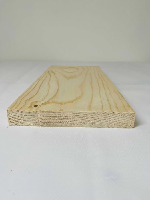 Deski świerkowe czterostronnie strugane, deski na żaluzje