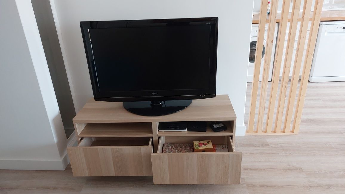 Móvel TV IKEA ( Besta)