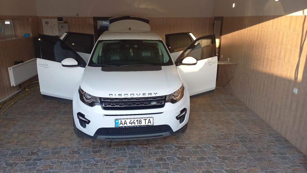 Ленд Ровер Діскавері Спорт