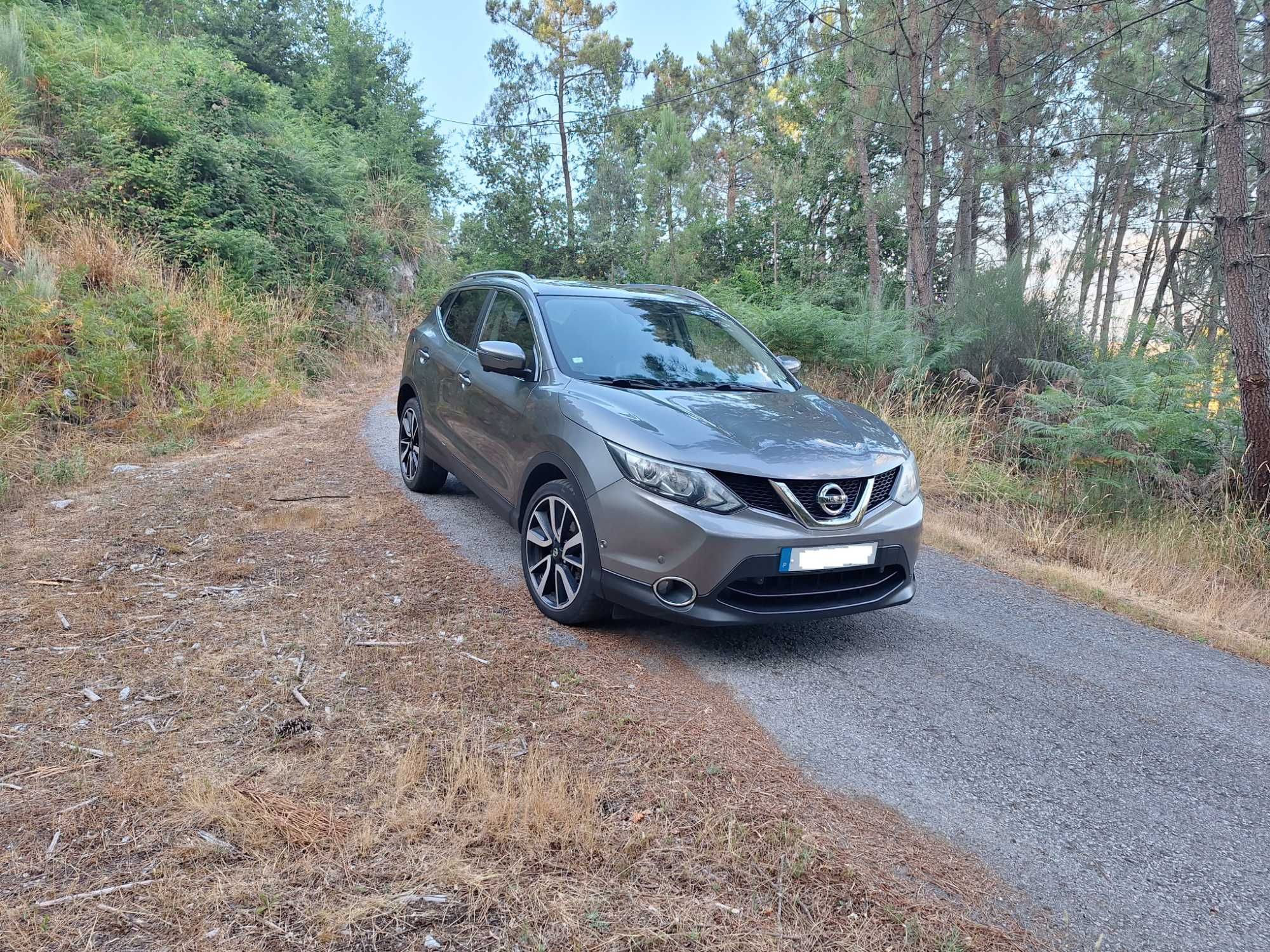 NISSAN QASHQAI Tekna Premium 1.6 dci 130cv "Full Extras"