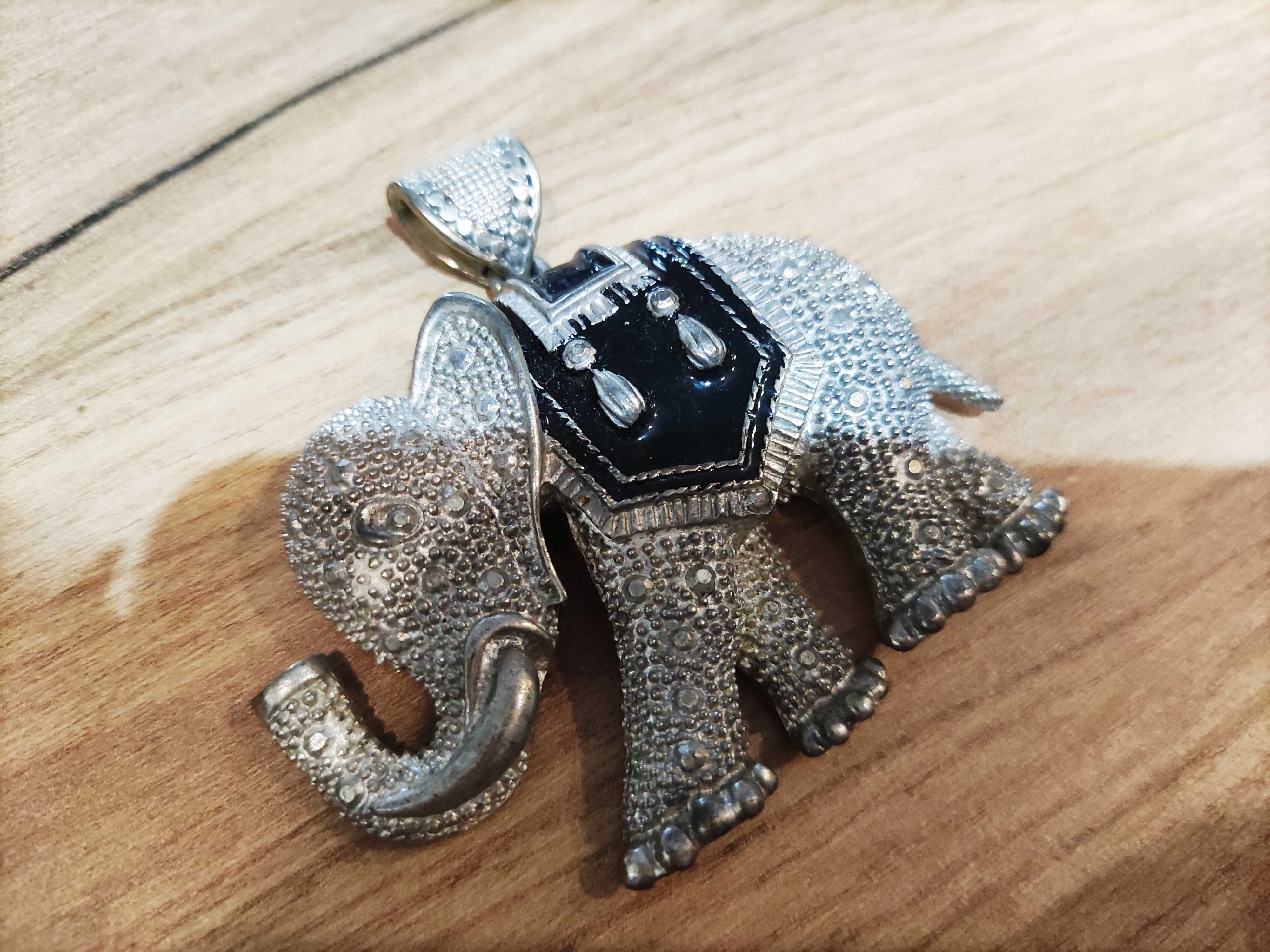 Zawieszka słoń biżuteria Tajlandia
