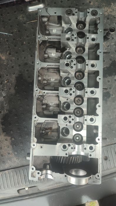 Głowica 2.5 TDI AXD