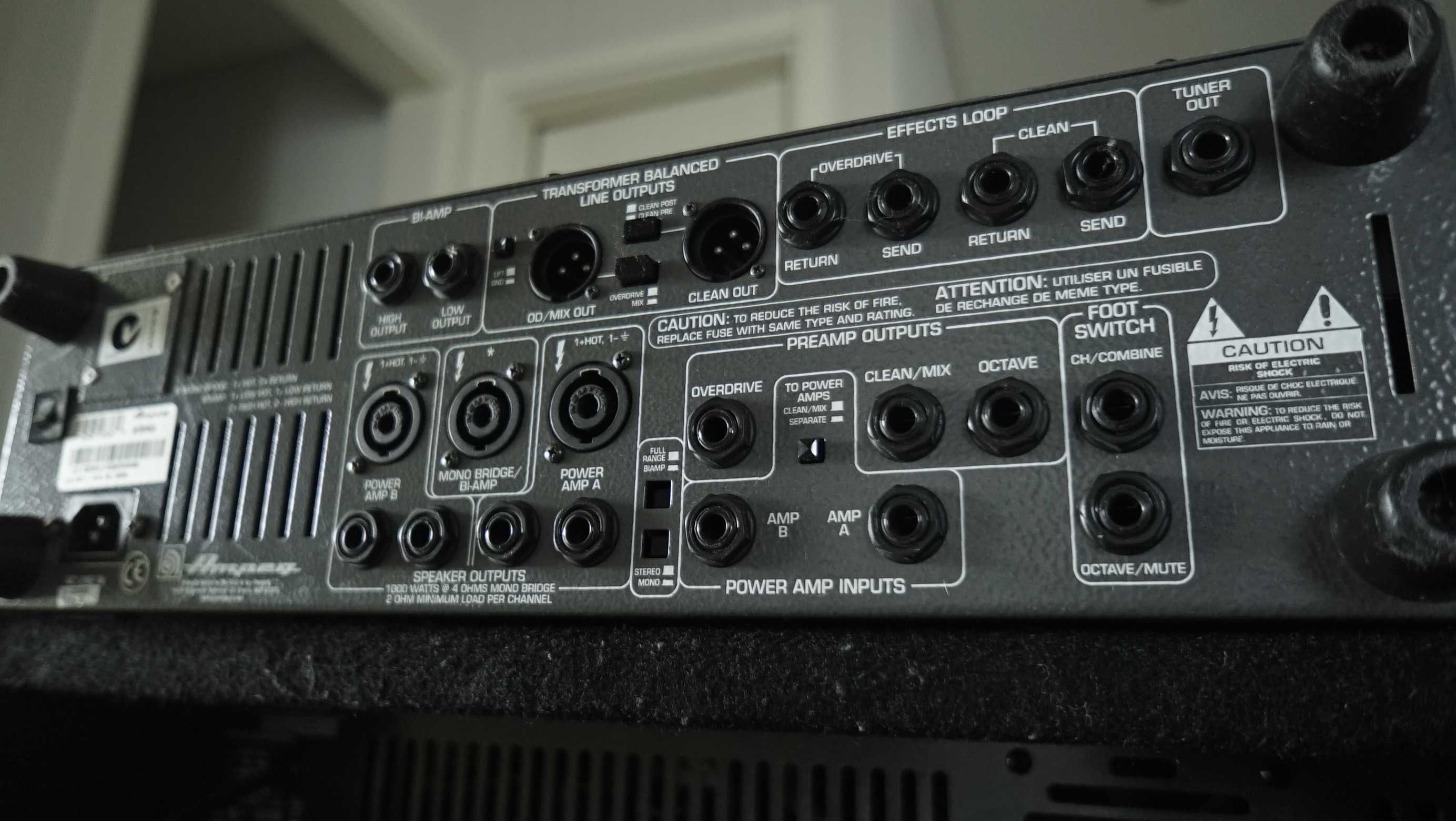 Amplificador AMPEG SVT 5-PRO