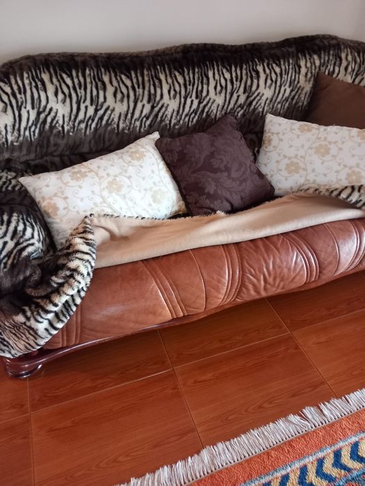 Venda de sala completa.