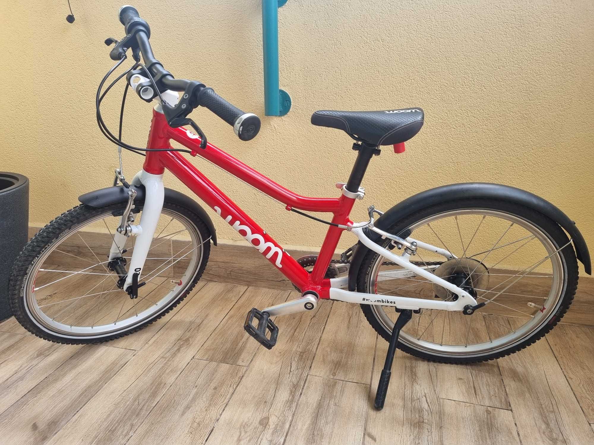 Rower Woom 4 z oryginalnymi dodatkami (błotniki, nóżka)