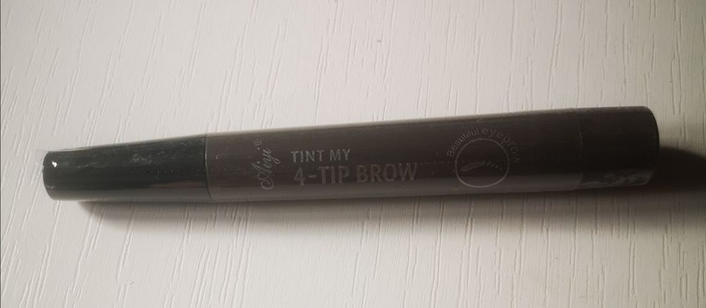 Pisak marker do brwi