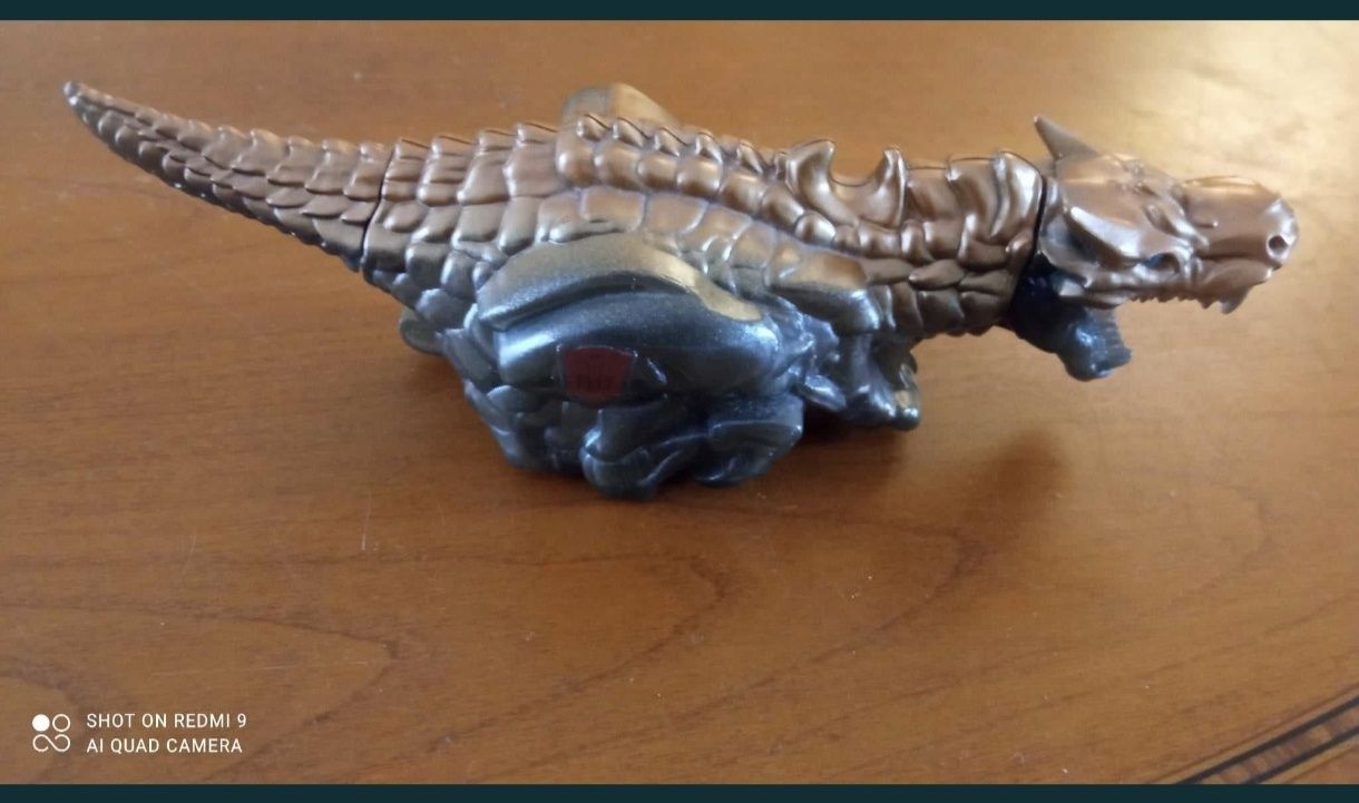 Zabawka transformers jeżdżący grimlock
