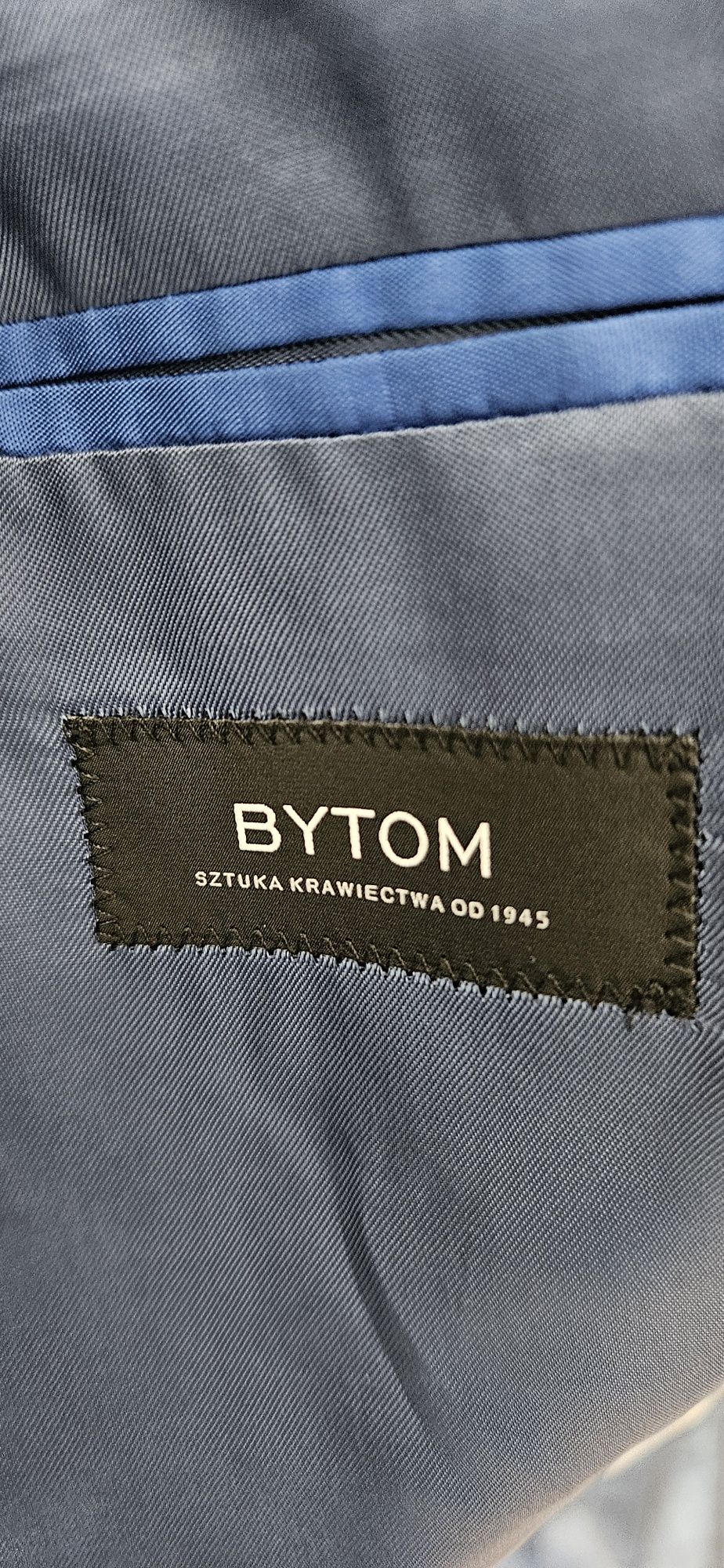 Garnitur BYTOM, szary w krate, 100% wełna
