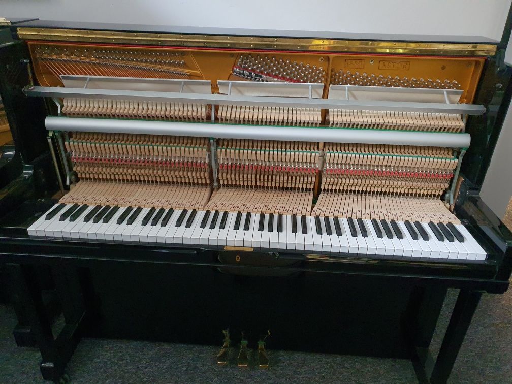 Pianino Astor 120