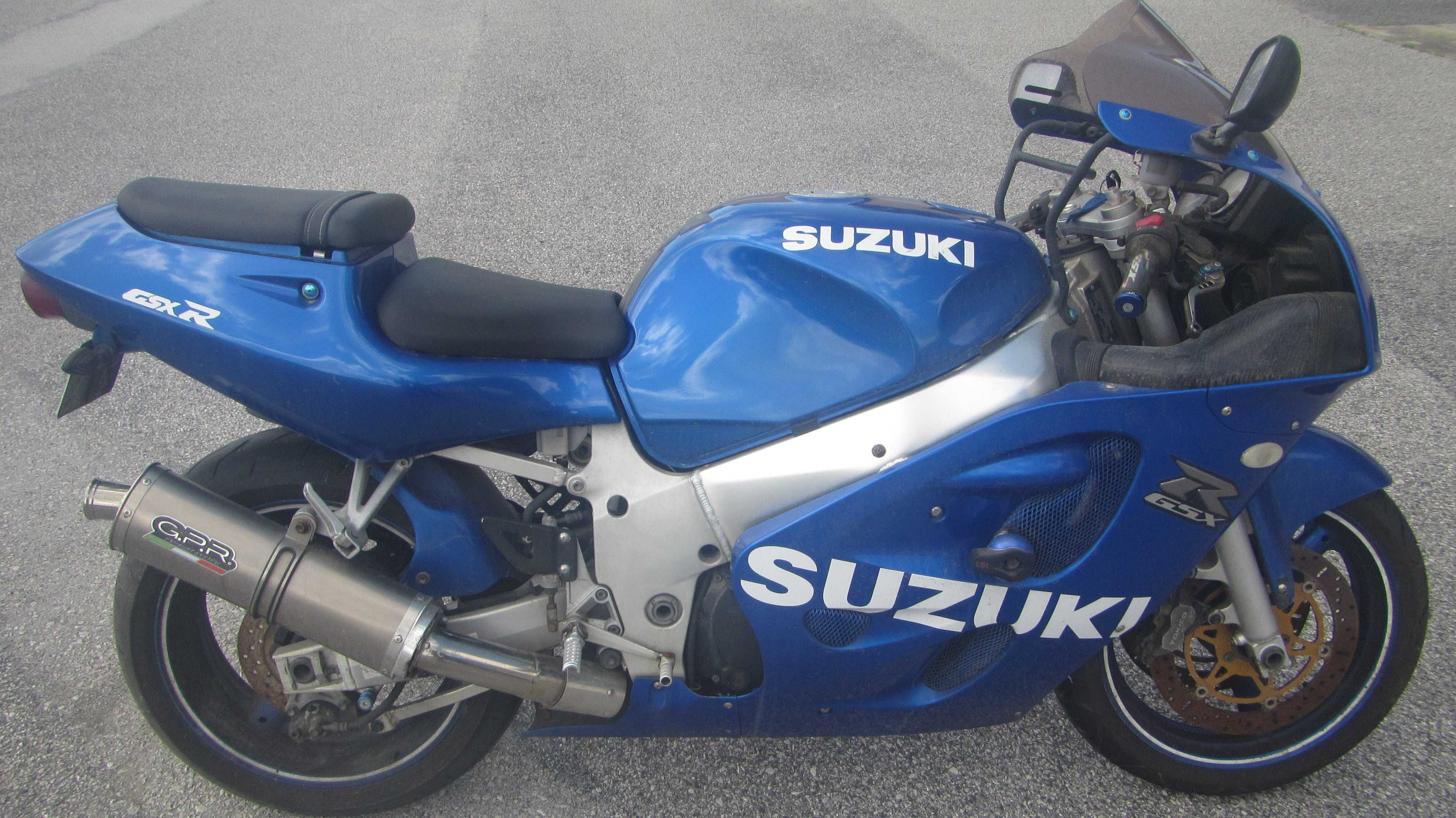 suzuki gsxr 600 srad