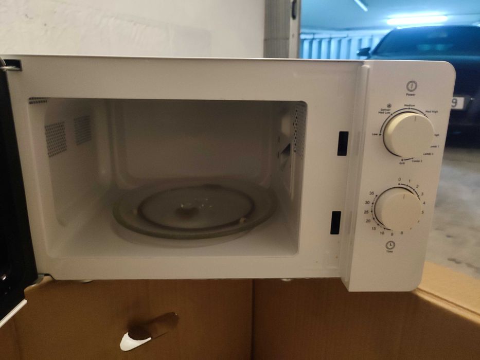 Micro-ondas Becken bmw3999n