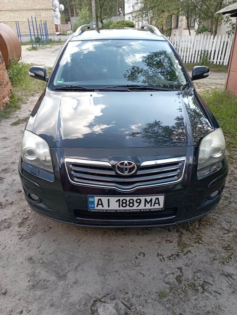 Toyota Avensis 4D4  2.2 diesel