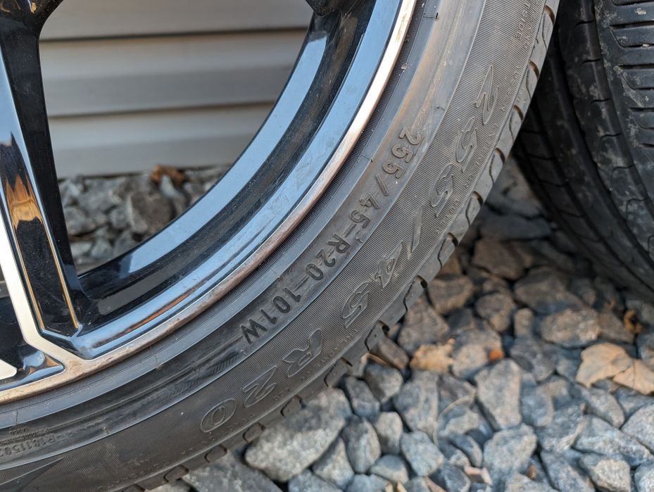 Колеса в зборі диски + шини Audi 5*112 R20 Pirelli 255/45 R20 Scorpion