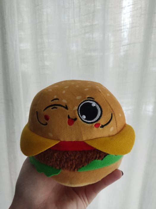 Burger Bogdan Gang Biedroniaków Biedronka pluszak zabawka maskotka miś