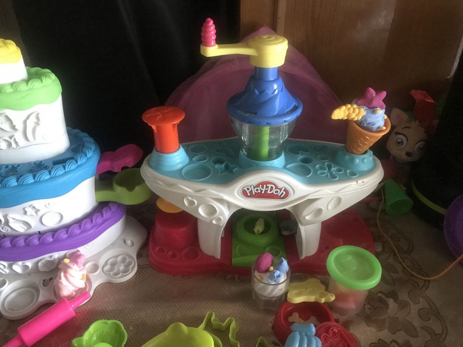 Плей-До :Фабрика морозива , торт від Плей-до