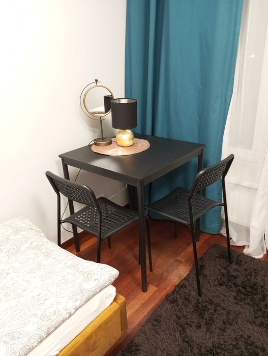 Stol i krzesła  używane IKEA (Wola-Warszawa)