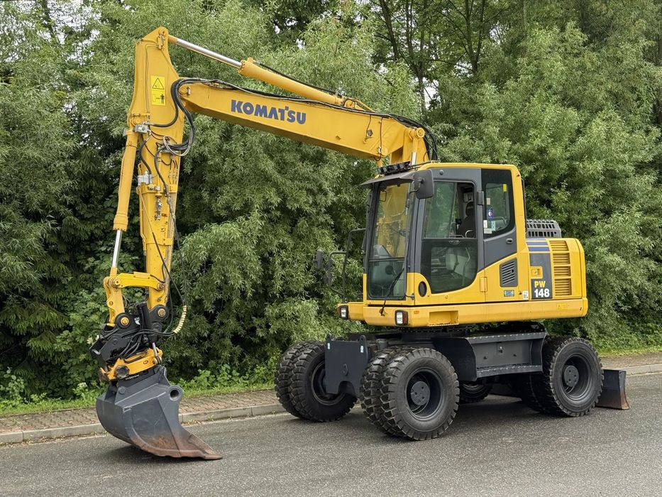 Komatsu * Komatsu PW 148  *ROTOTILT * Sprowadzona * Stan Perfekcyjny * Koparka Kołowa *  Koparka Kołowa Sprowadzona