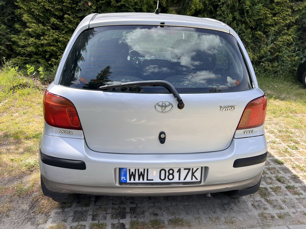 Toyota Yaris 2004