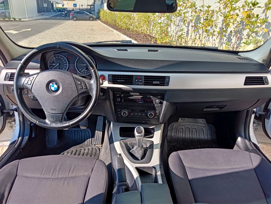 Bmw 318d E91 LCI 2011
