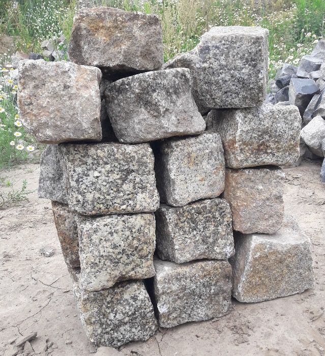 Kostka granitowa, kostka bazaltowa, granit, bazalt