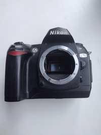 Продам Nikon D70 зеркальный фотоаппарат