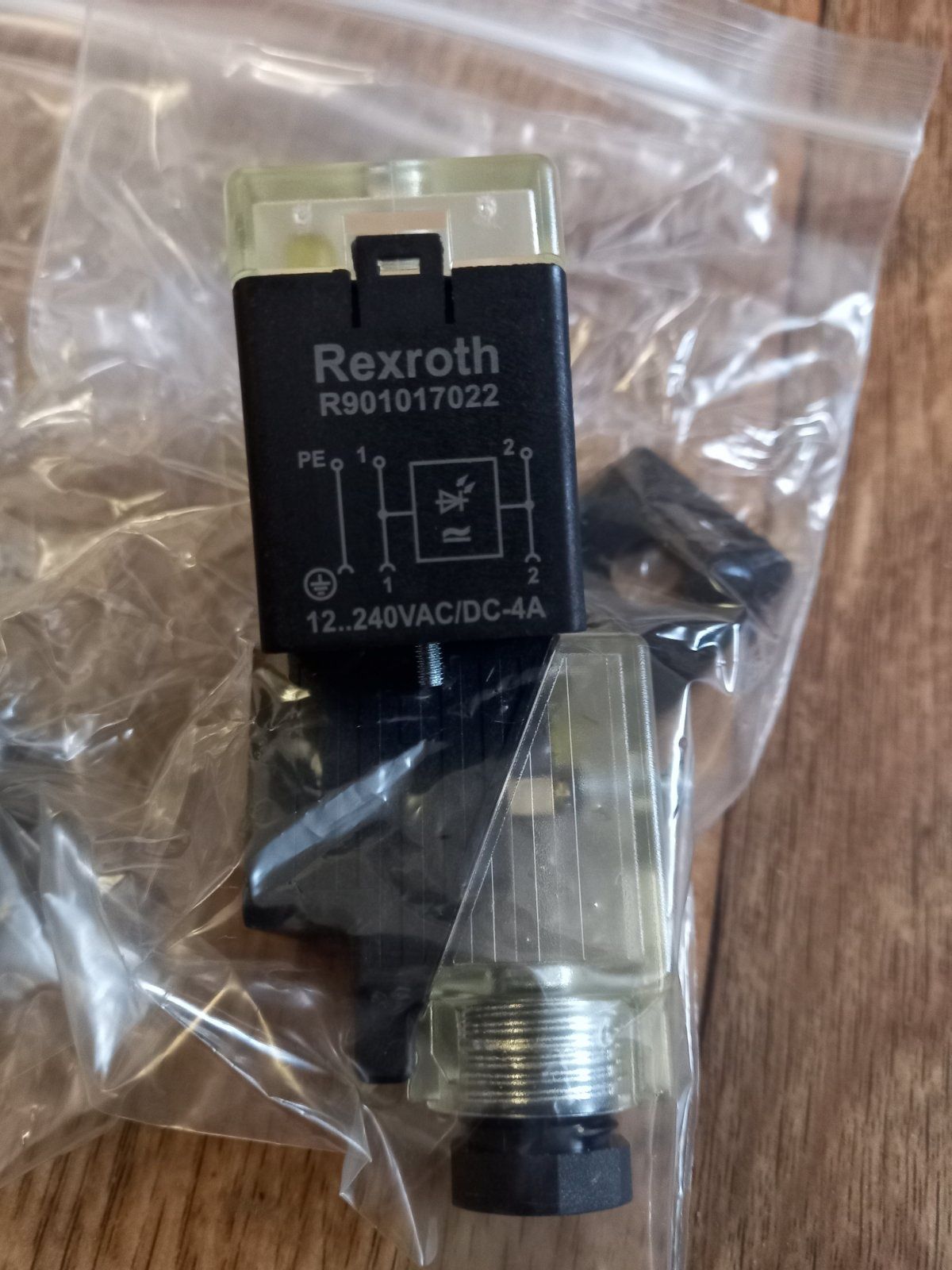 3 Контактний роз'єм Bosch Rexroth R 901 017022