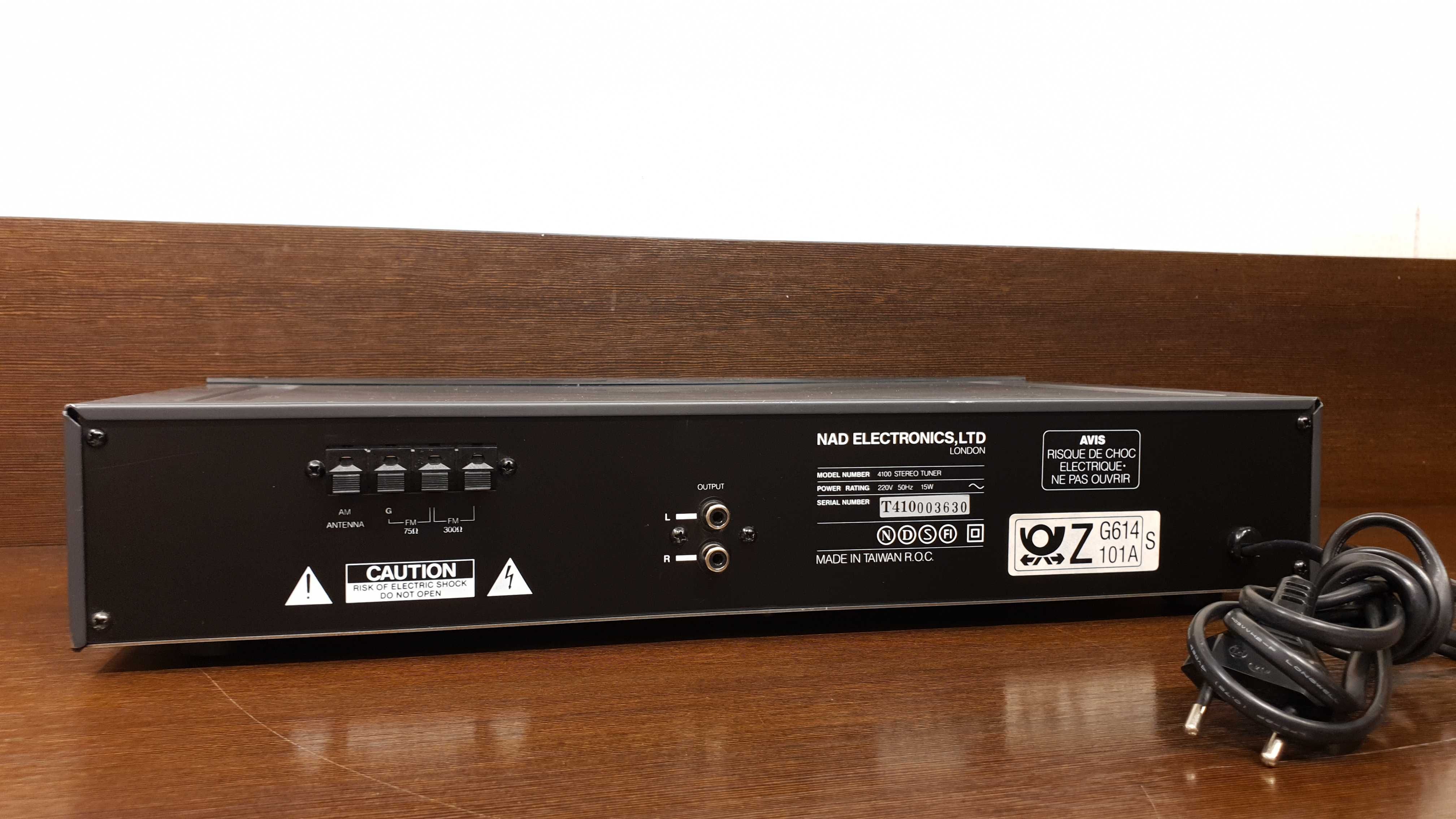 NAD 4100 Monitor Series Tuner cyfrowy