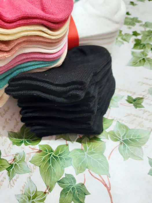 19 pares de soquetes 7+6+6 em algodão  bom