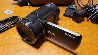 Kamera Sony FDR-AX43A 4K na gwarancji jak nowa plus akcesoria