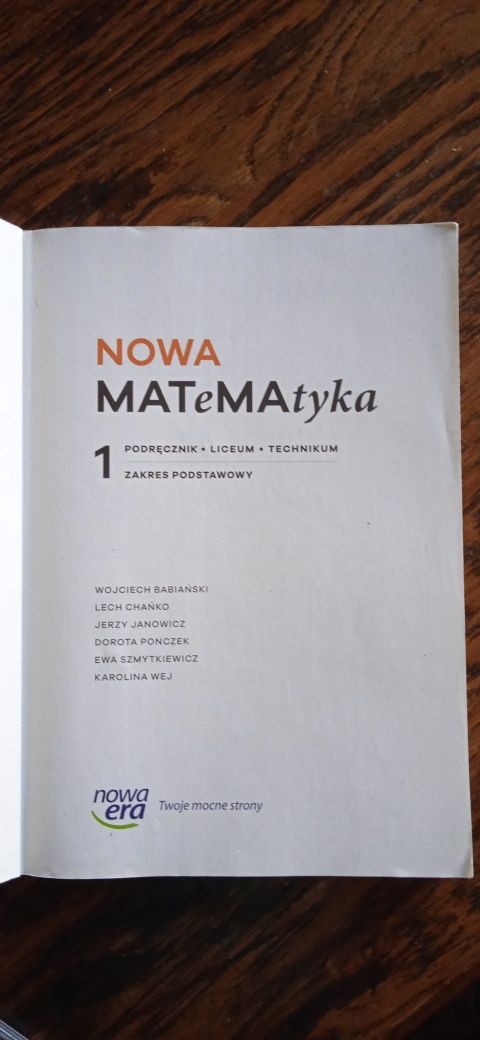 Książki liceum i technikum ponadpodstawowa.