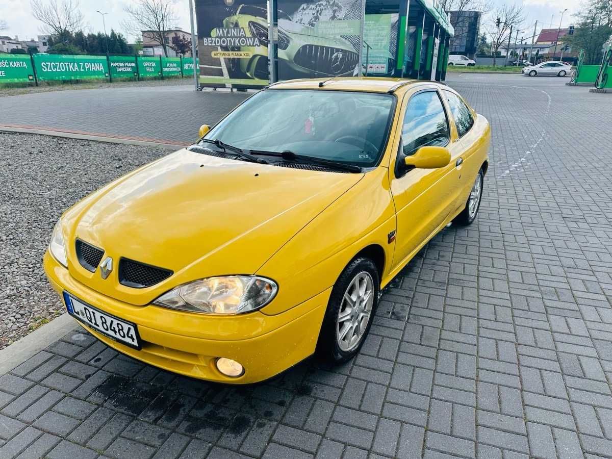 CAR4YOU Renault Megane 1.4 benzyna 2000 Opłacony Klima 77747km