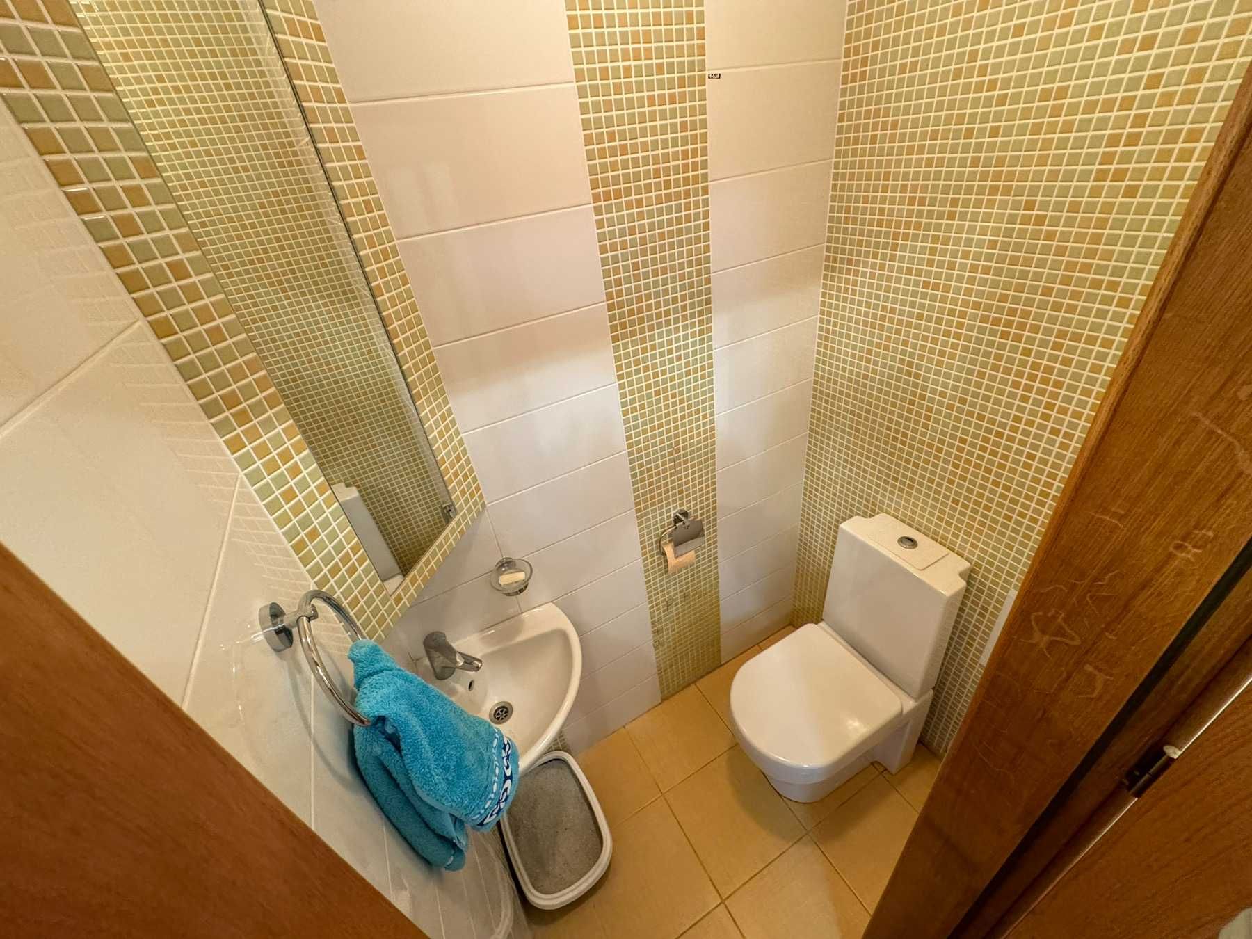 4 кімнатна, 112 м кв. Центр. Новобудова с індивідуальним опаленням.