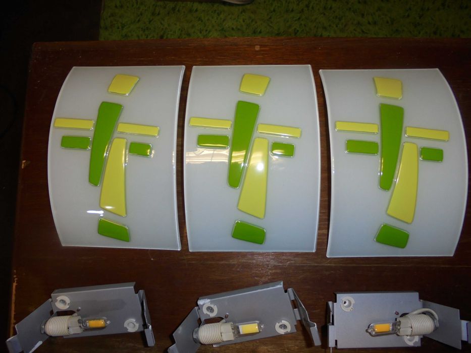 3 candeeiros de parede em vidro