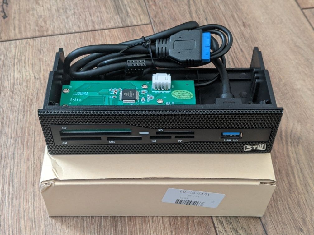 Передня панель, внутрішній хаб для ПК, USB, Кардрідер