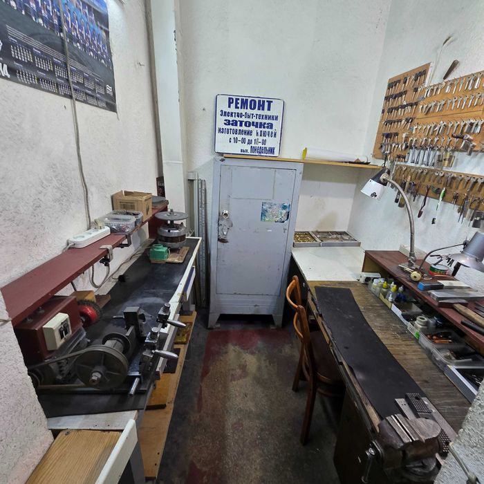 МАЙСТЕРНЯ з виготовлення ключів, заточку та ремонту