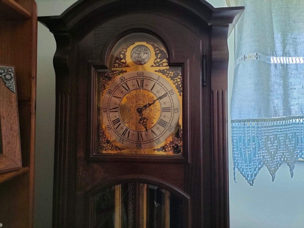 Relógio antigo de pêndulo "tempus Fugit"
