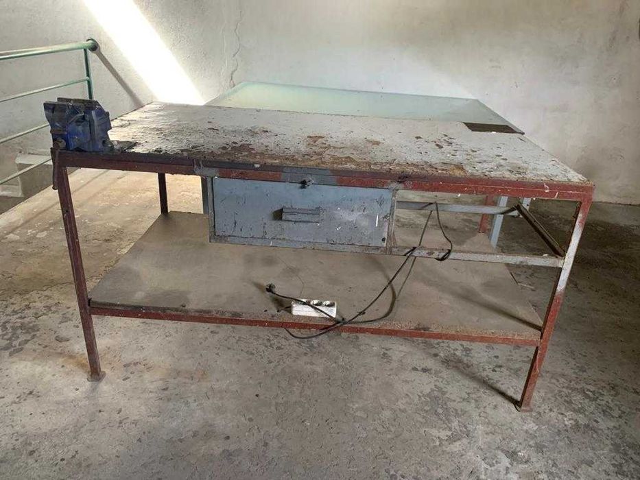 Bancada de  trabalho para Serralharia e Outros com torno de 1T