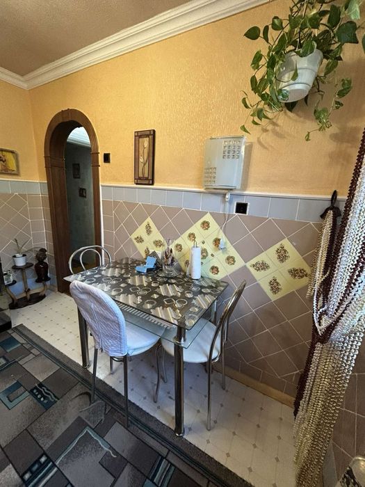 Продаж частини будинку в Центральній частині міста