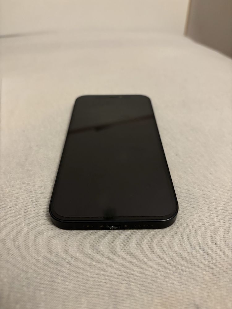 IPhone 12 idealny stan