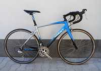 Kolarzówka Rower szosowy GIANT DEFY 3 R M 54 SORA 3X9