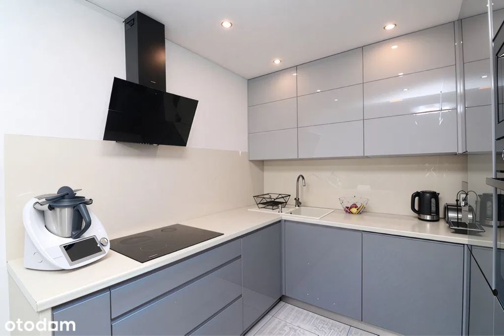 Mieszkanie na sprzedaż 65m2 4 pokoje piwnica os. Europejskie