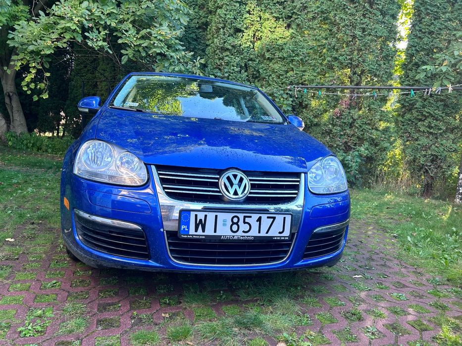 Volkswagen Jetta Pierwszy właściciel w kraju, bardzo mały przebieg, doskonały stan