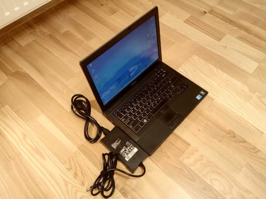 Laptop DELL metalowy E6410 i5 320GB Win10 Zasilacz Bateria kompletny