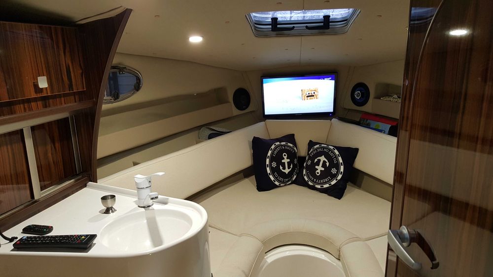 Jacht Motorowy CORAL 690 HARD TOP Yamaha 200KM Przyczepa - Zamiana