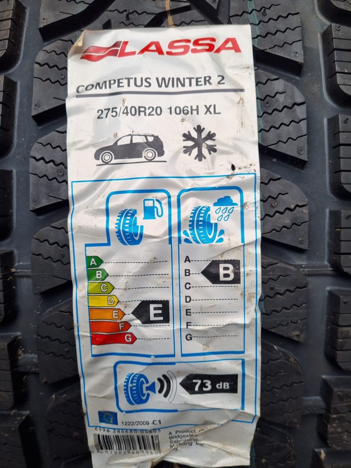 Komplet opon zimowych 275/40 R20 LASSA Compentus winter 2 NOWE