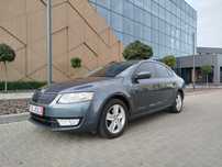 Шкода А7  1.6 tdi 2014