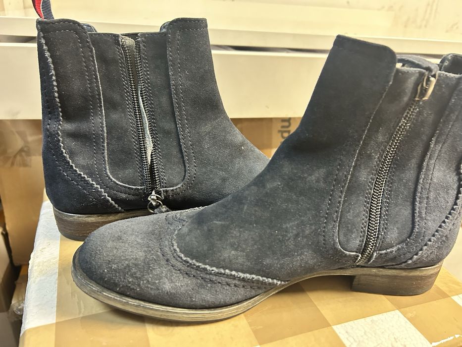 Botki sztyblety tommy hilfiger stan bardzo dobry zdjecie nie oddaje te