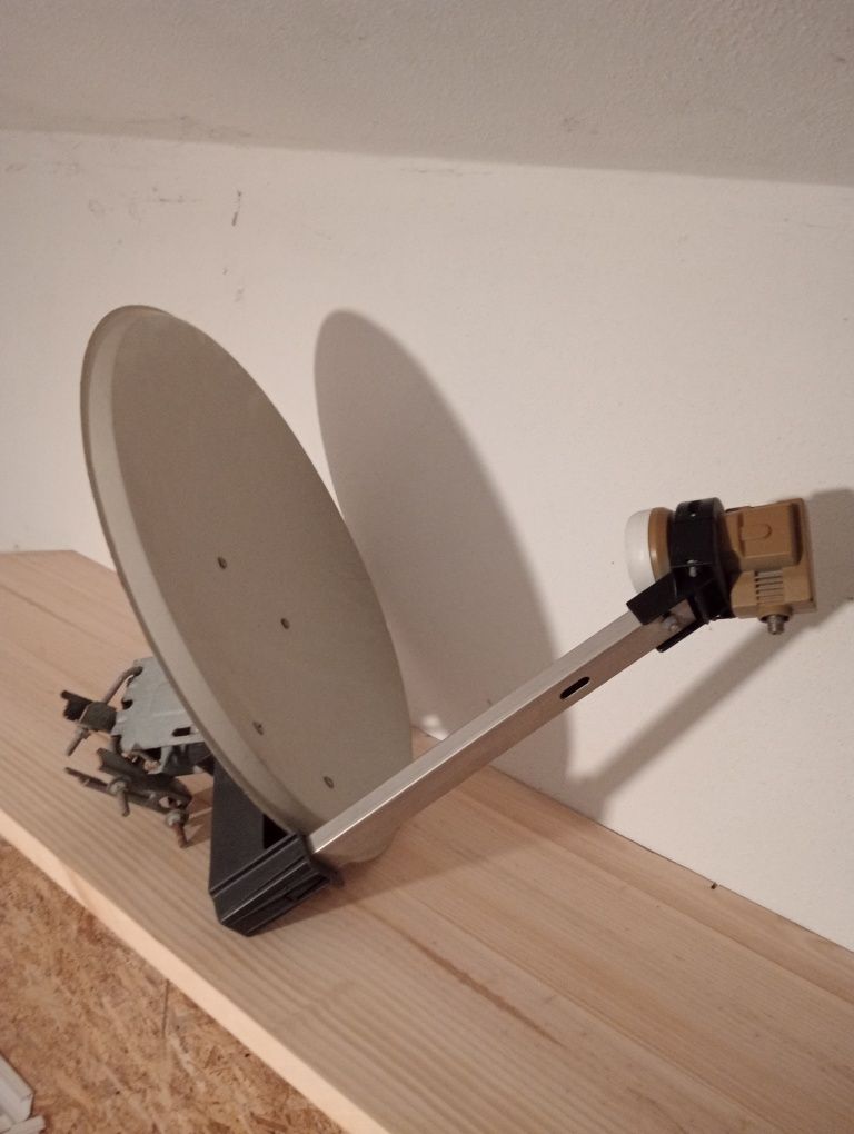 Antena parabólica