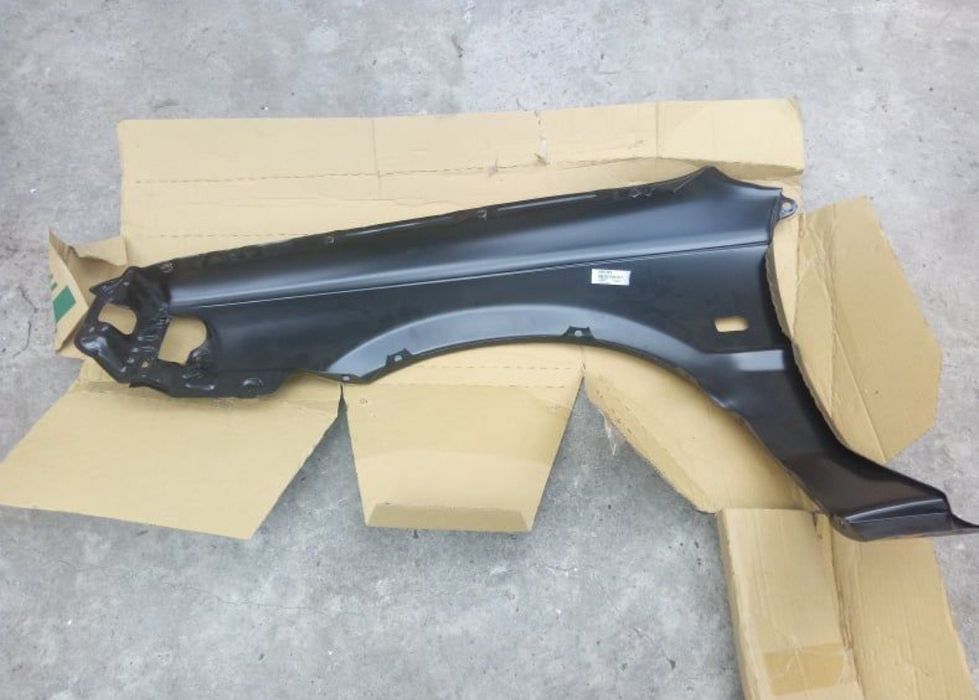 Новое крыло на тайоту   86 года, модель Toyota Corolla Е-9